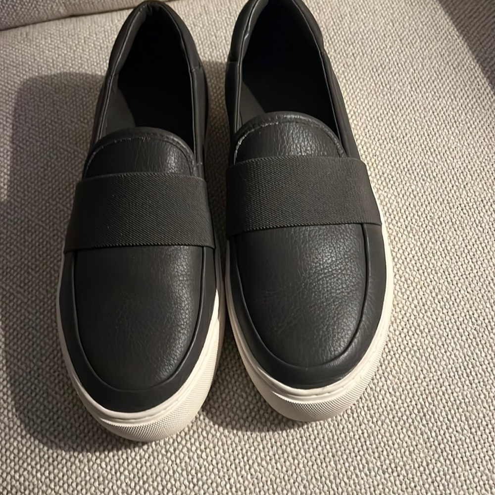 Ugg leather tennis shoes